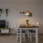 Apartview Bukowa Iii By Rent Like 아파트호텔 비스와