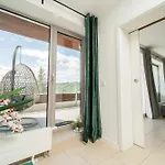 Apartview Bukowa Iii By Rent Like 아파트호텔 비스와